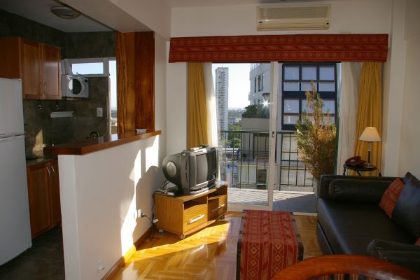 AVENIDA LUIS MARIA CAMPOS 250