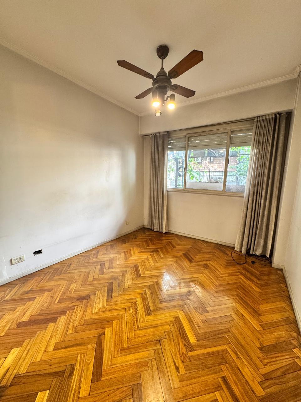 HABITACION 1 DEPTO A