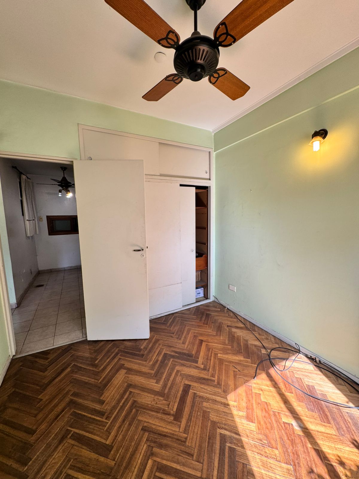 HABITACION 4 DEPTO B 6