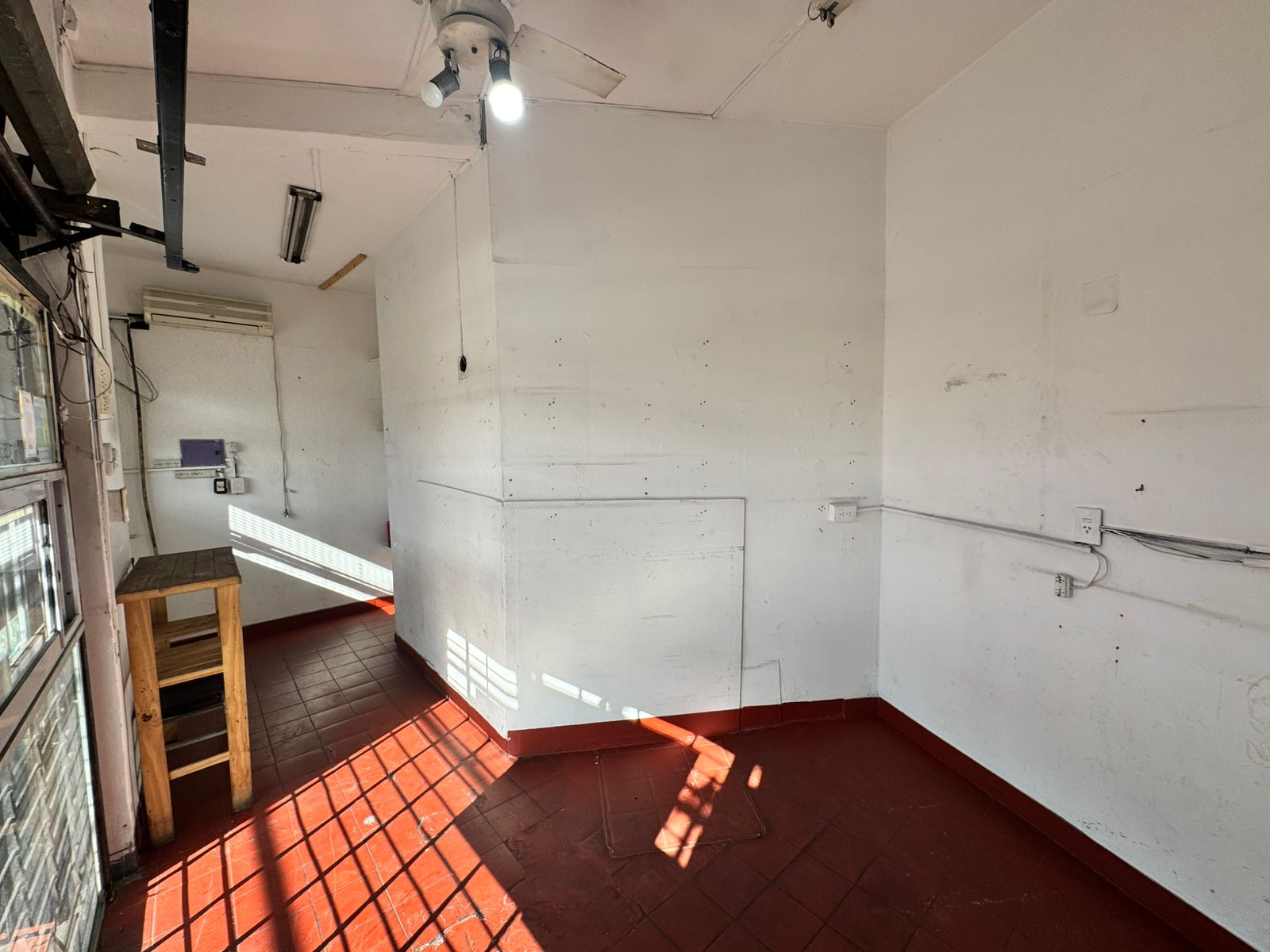 ed5ff350-a39c-41aa-9465-0f78015adc19