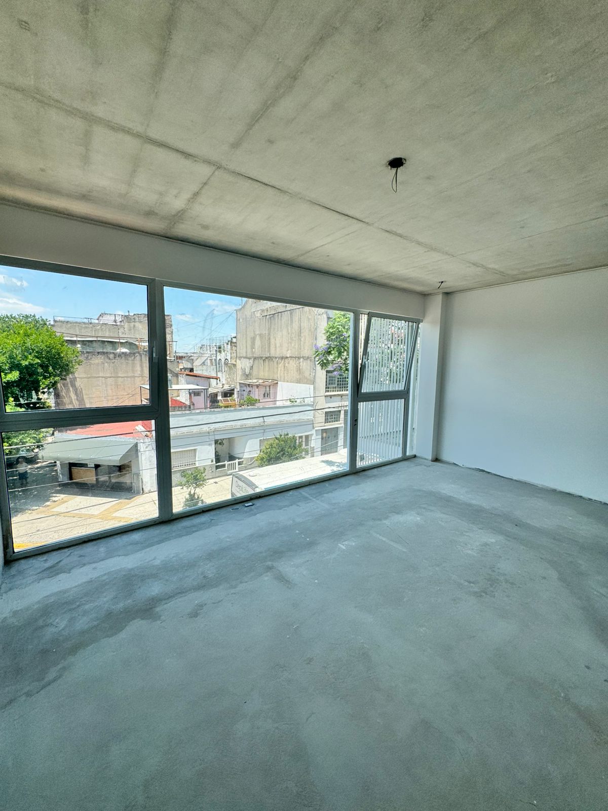 06b7e4b4-6e7e-40ea-b038-55b0f8b45ffa