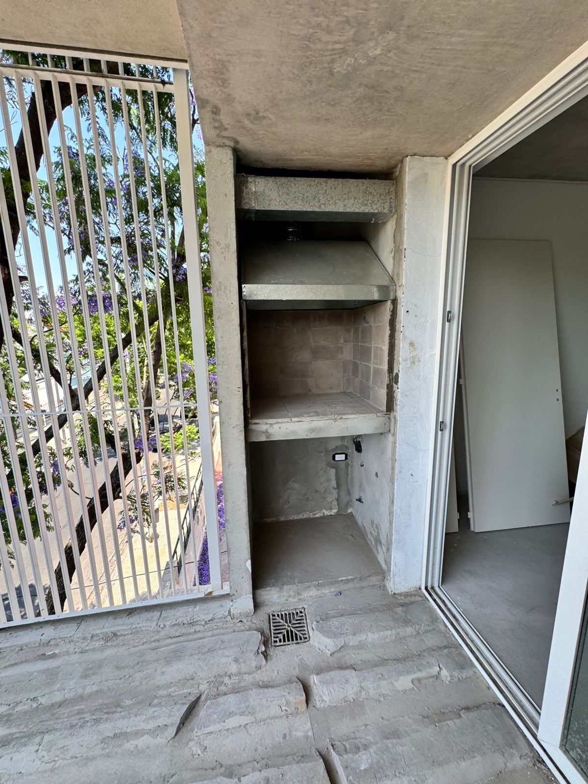 07b77ad2-5814-4b04-bec7-534493617ade