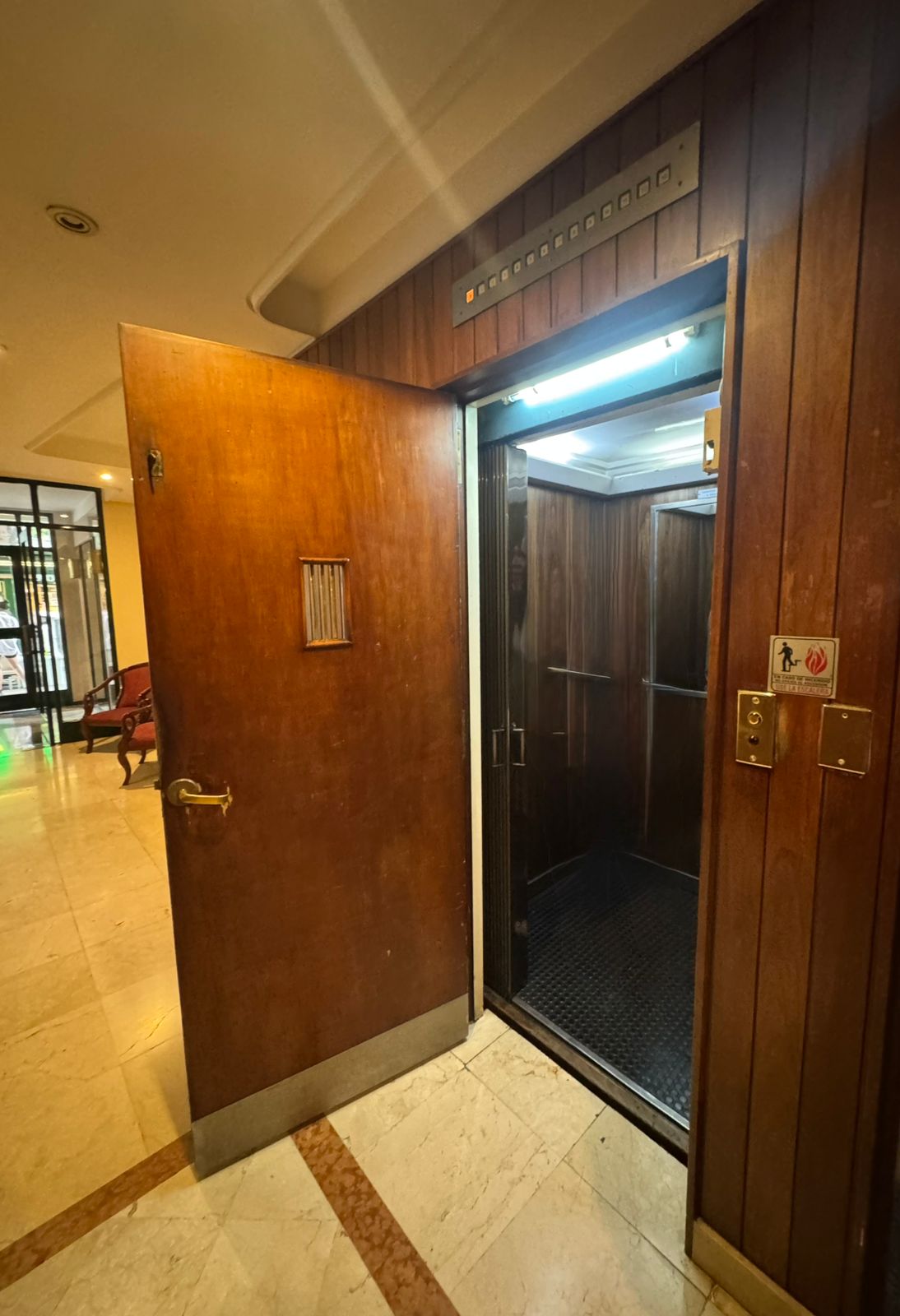 12df2d1d-8d88-4c6f-9afd-076675b37c98