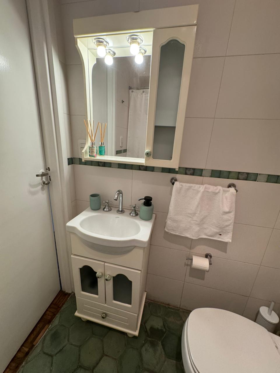 55b20533-f94f-459f-89ff-8d77ed5c341b