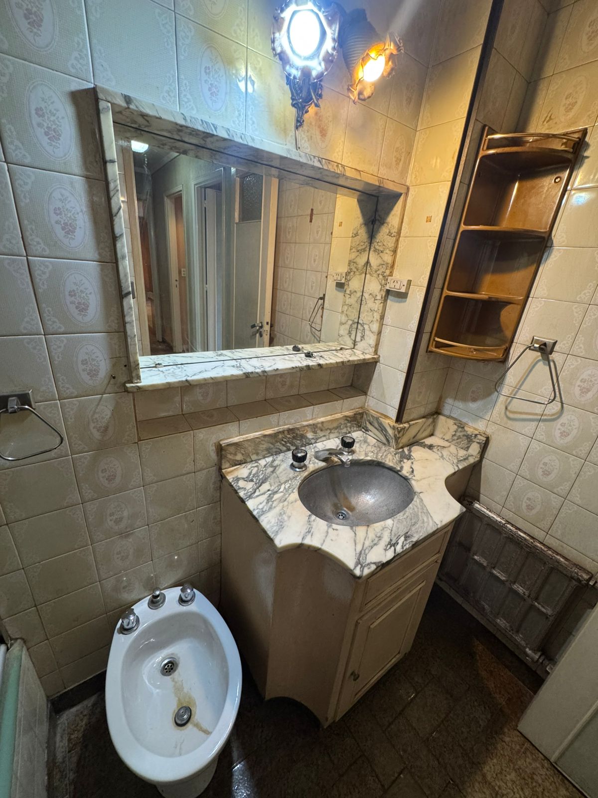 5cb3ec27-1db9-4ecc-be94-7122e0ea1556