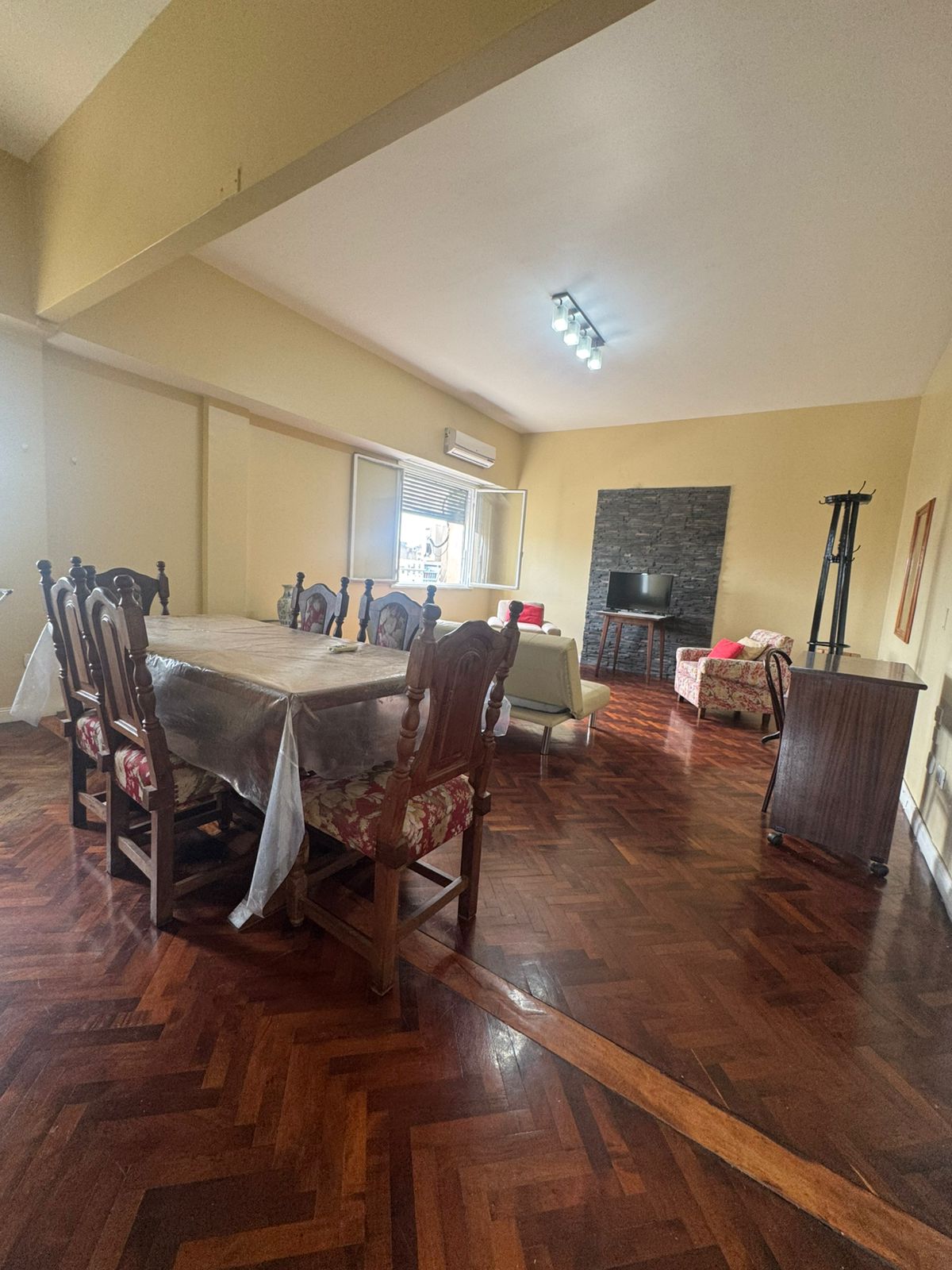 6a1fd794-1c6c-46c6-baac-fc9c8be285c2