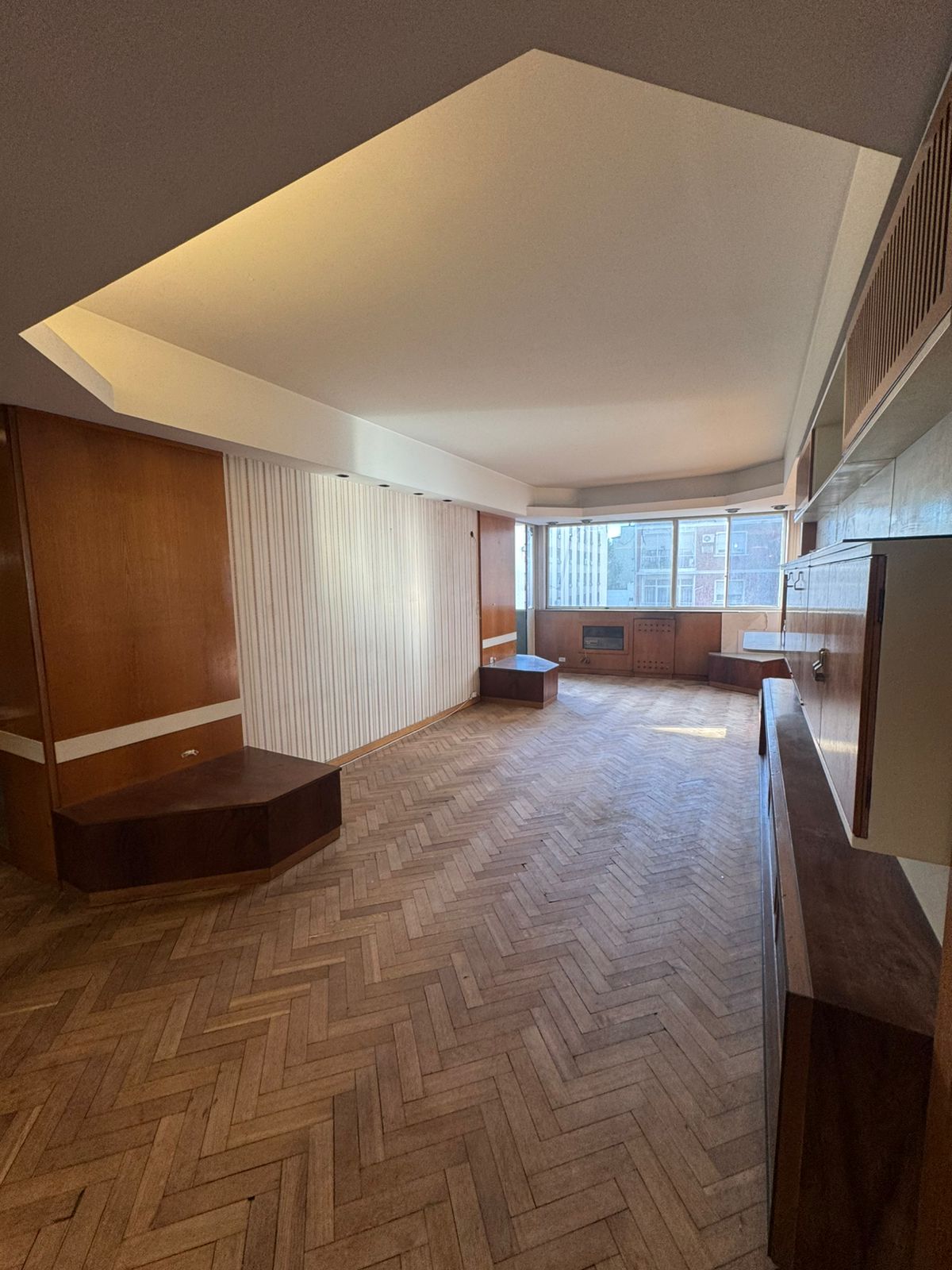 79448976-4d57-4b57-9528-2d1a9c75f7a9