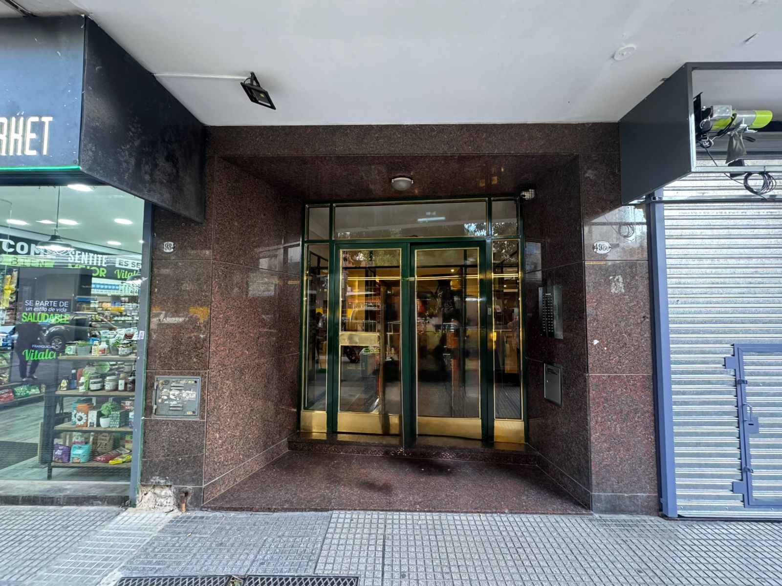 8b39a82c-21d9-4676-a329-72390e0c6288