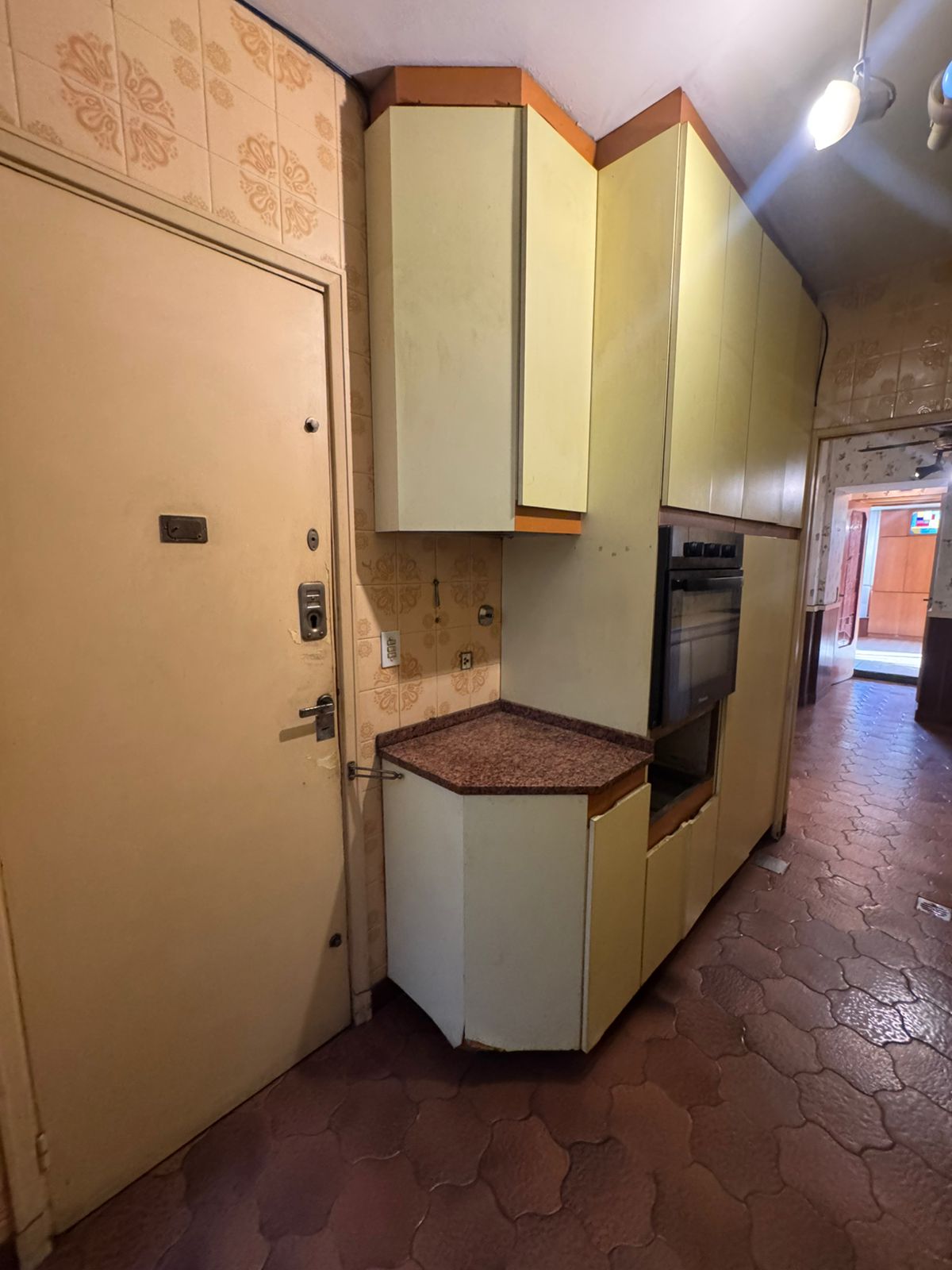 a8f07332-98be-456f-9bce-a247470770fa