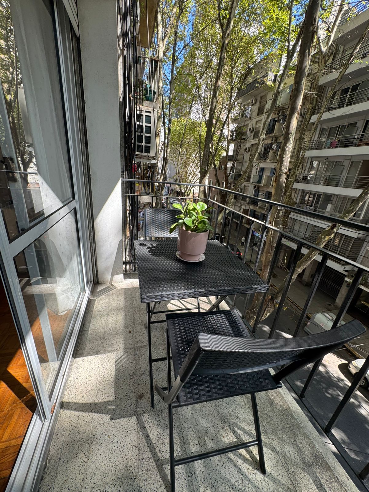 aafa0841-05d0-435d-8fc7-dafa38a7887f