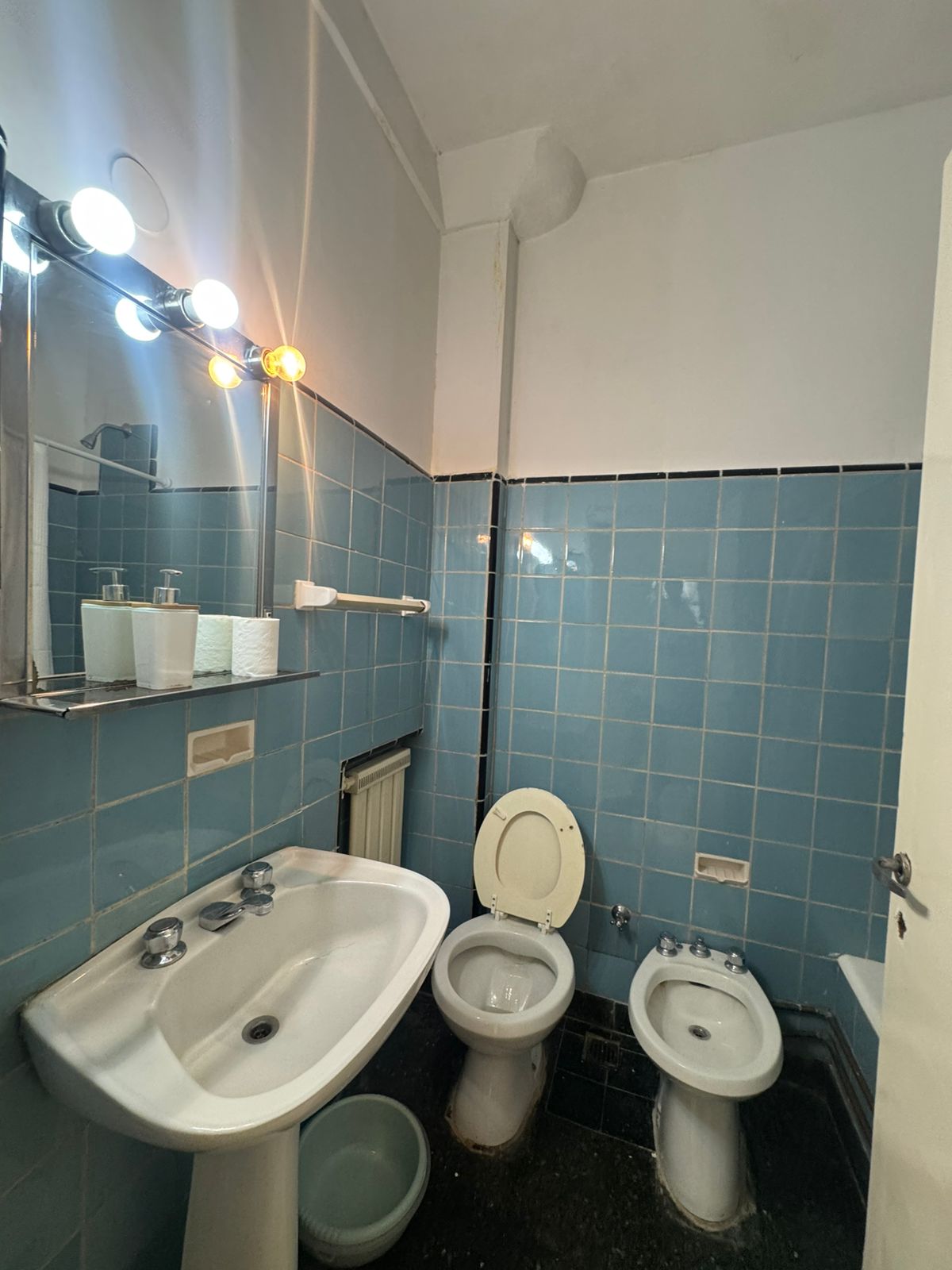 d8bf1d78-8a7b-45be-9f5d-a075942a6f7b