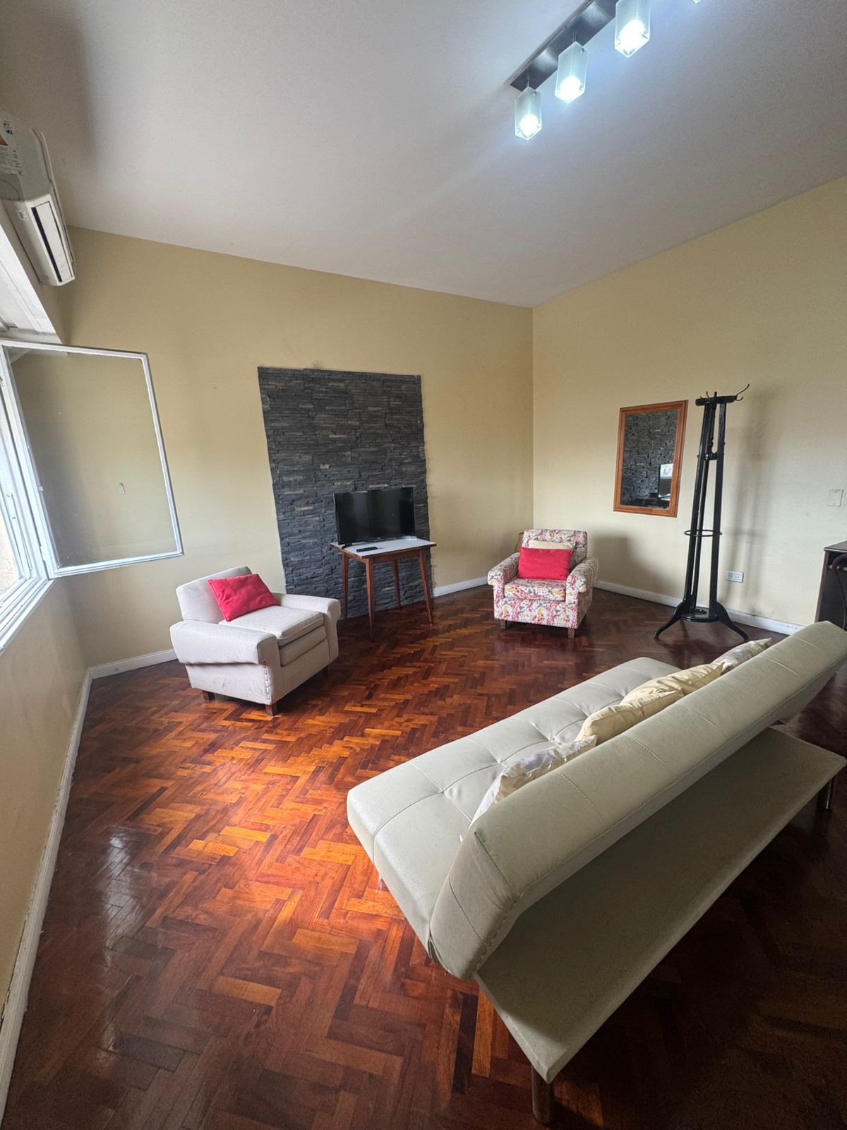 dd739d54-ca5c-43aa-a878-fdcf15bba045