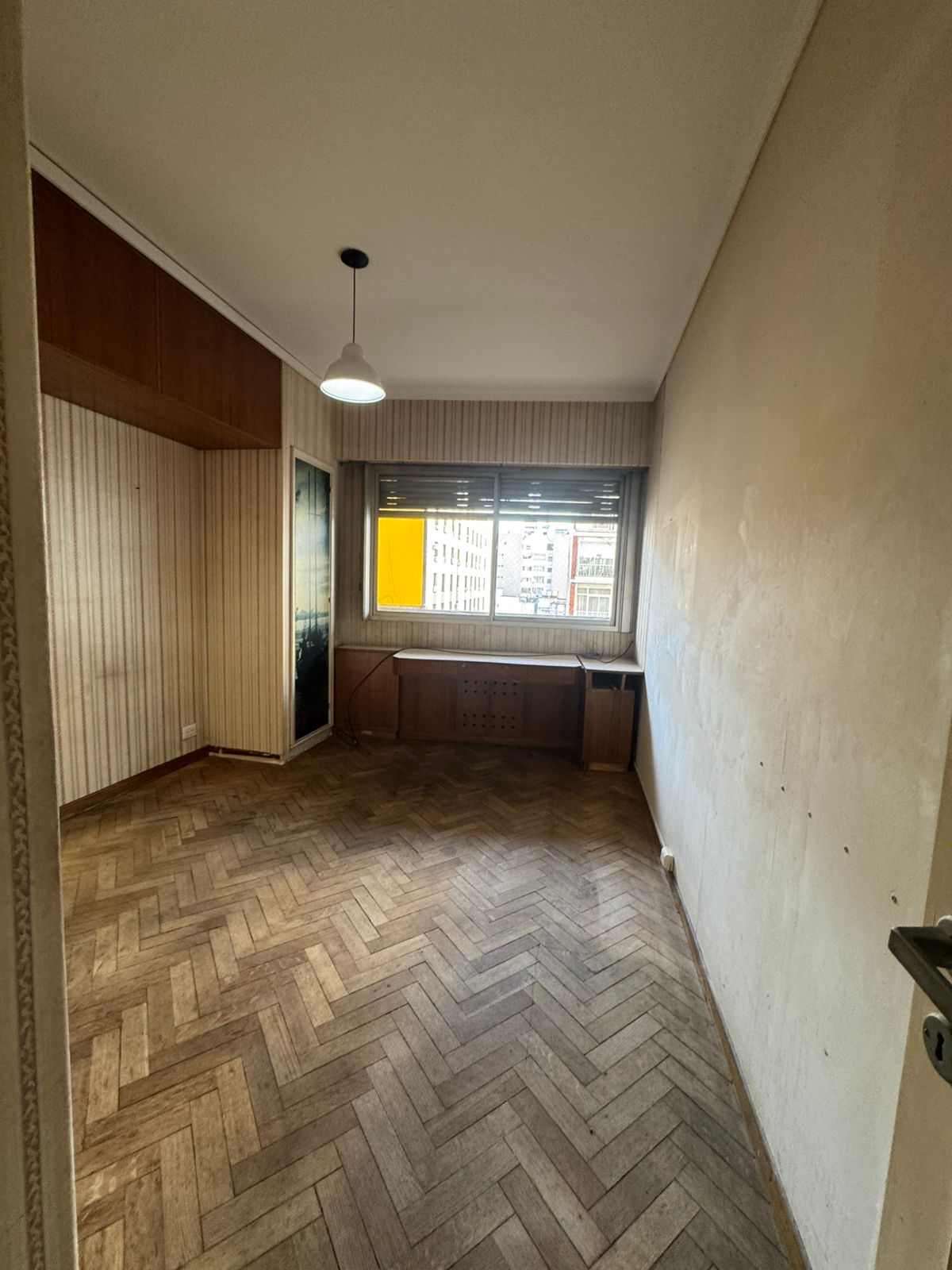 e9e93a20-faa9-4bbc-a9f2-8bffb02c6c28