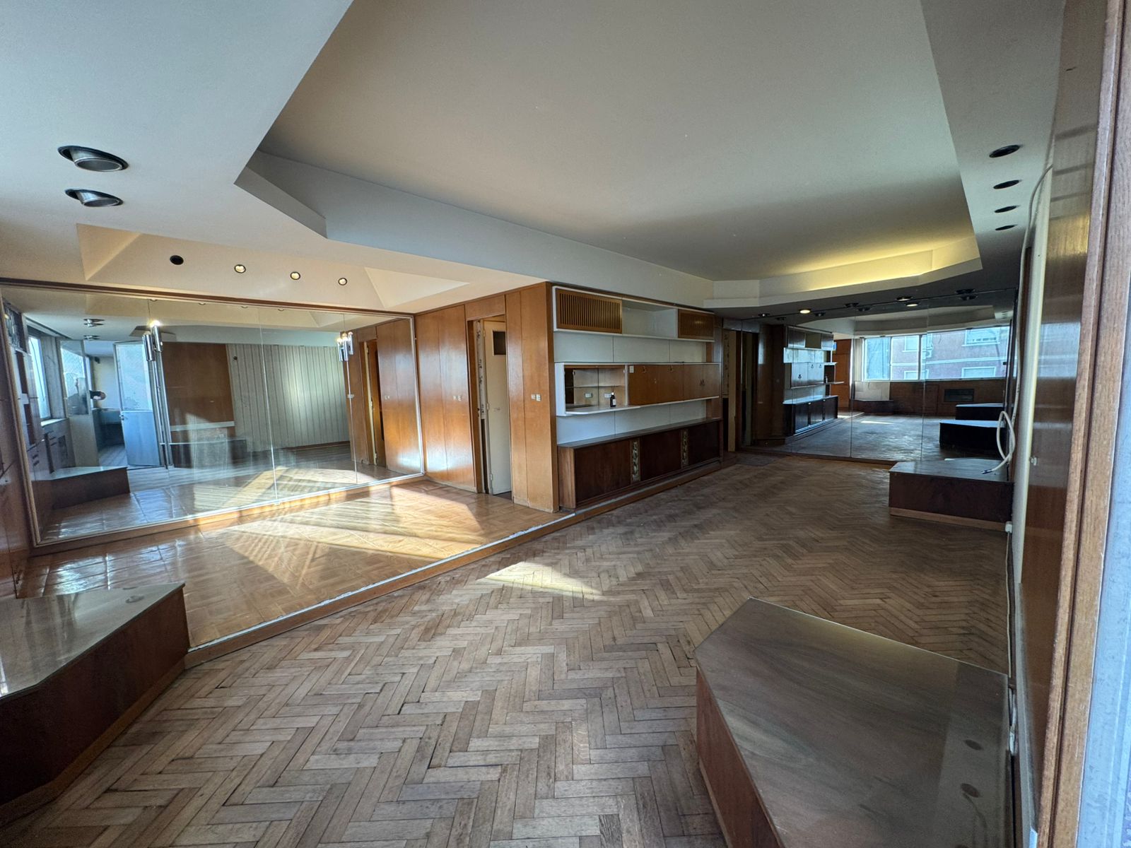 ee994d34-bc76-465a-91b7-10f0c1a3624a