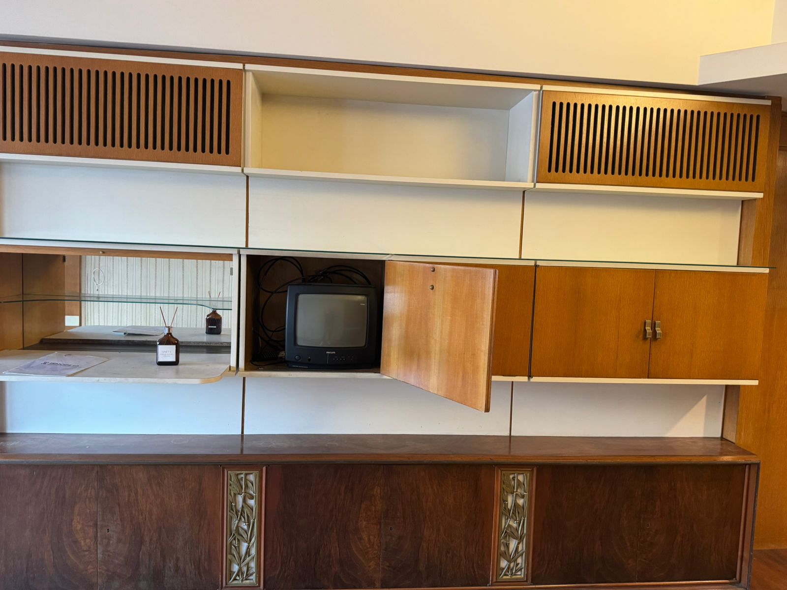 f4f81907-b4df-4a32-8d91-0f658f8ff56a