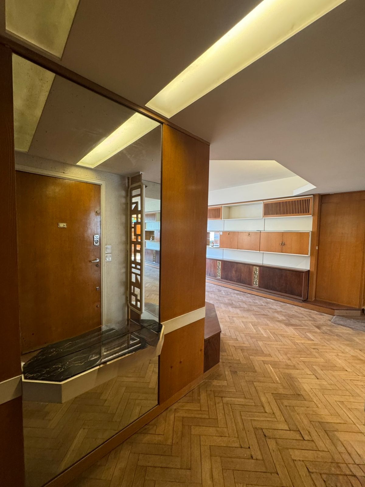 f815239b-c8ab-429e-a390-a8cc43262f74